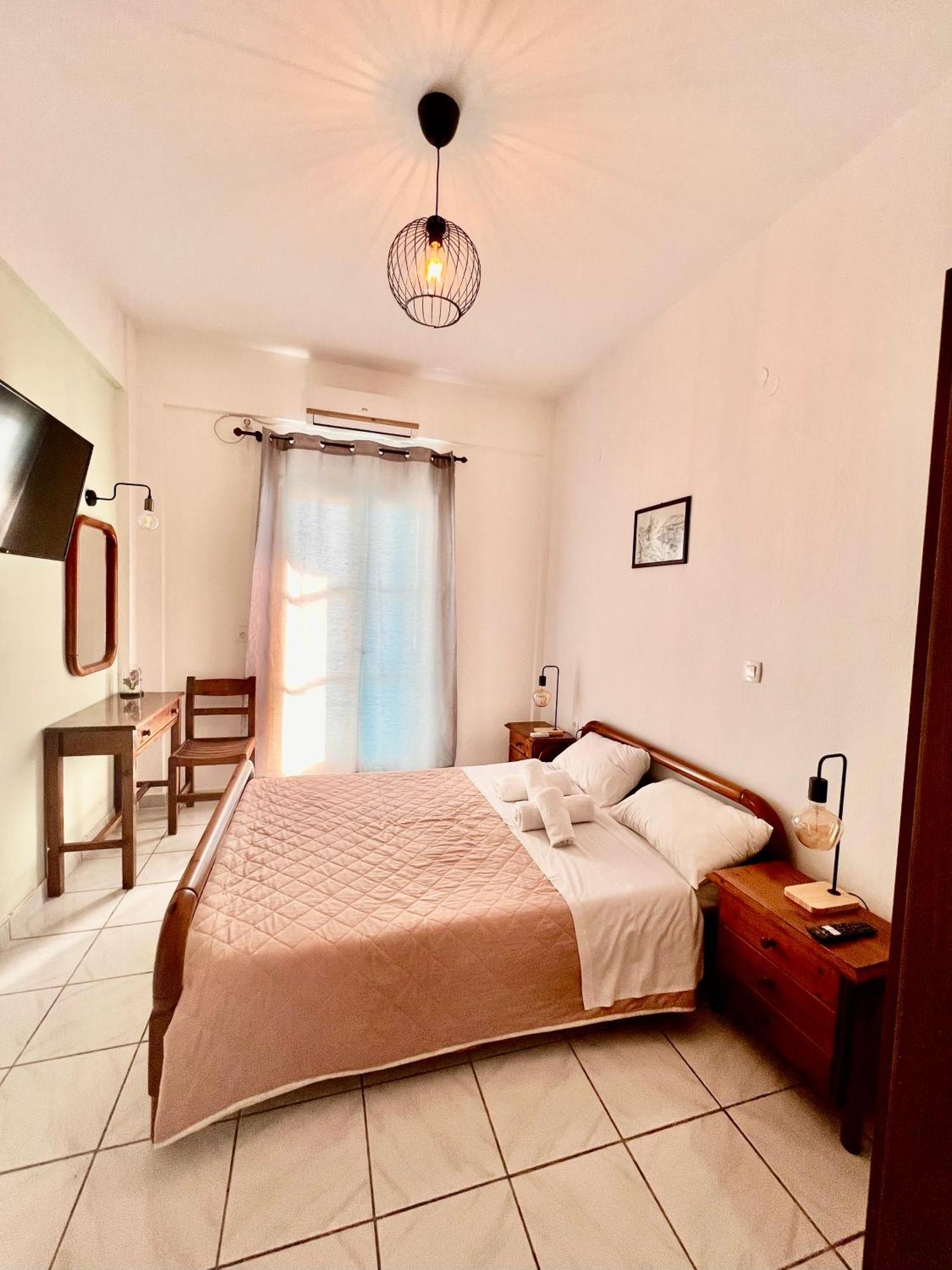 Stella Pension Vlichada Vlychada Zimmer foto