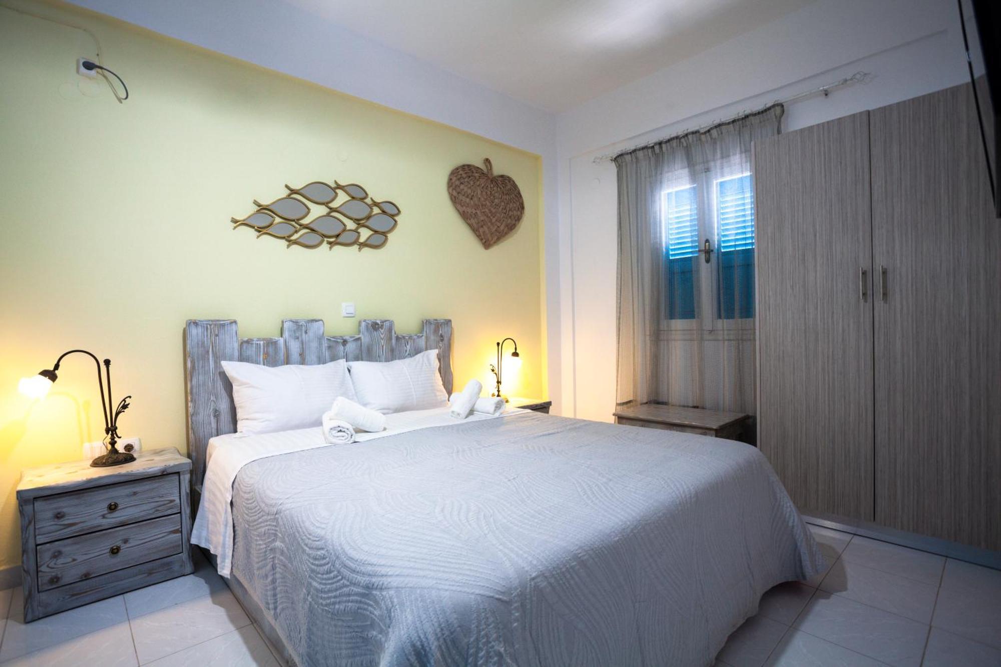 Stella Pension Vlichada Vlychada Zimmer foto